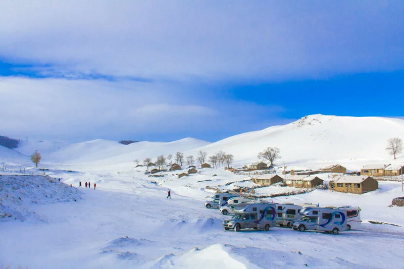 冬季玩雪，开房车这个必须要有